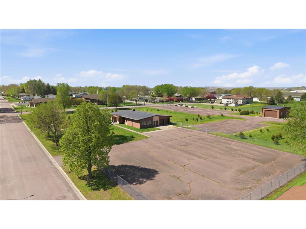612 N Brown Street Winthrop MN 55396 7077575 image35