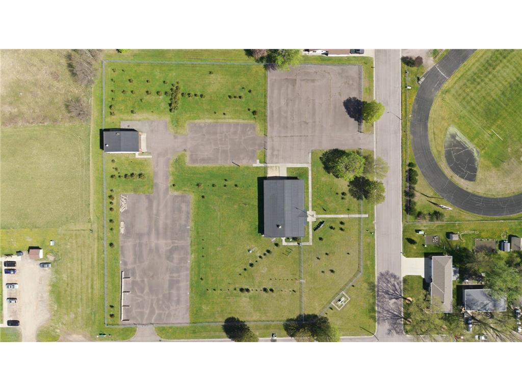 612 N Brown Street Winthrop MN 55396 7077575 image36