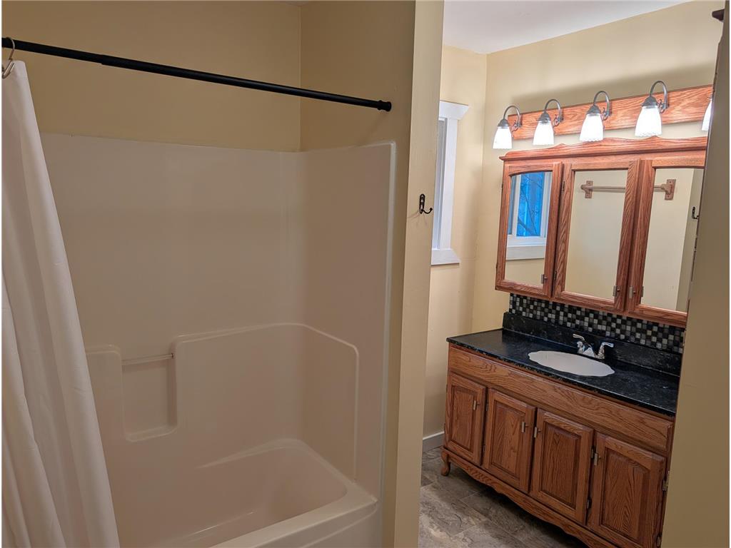 612 Railroad Street SE Bemidji MN 56601 7063056 image10
