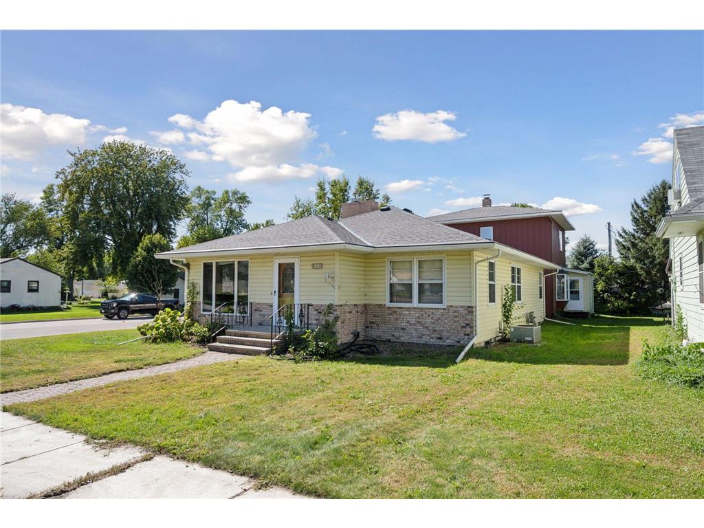 612 S 11th Street Olivia MN 56277 6817239 image3
