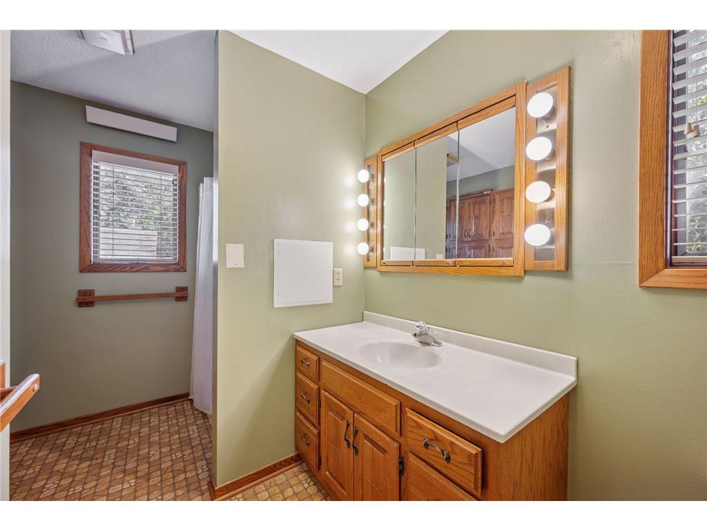 612 S 11th Street Olivia MN 56277 6817239 image37