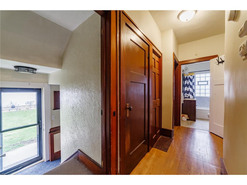 612 W Brooks Street Arlington MN 55307 7061399 image14