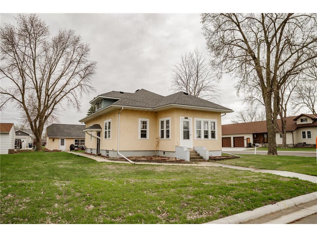 612 W Brooks Street Arlington MN 55307 7061399 image2