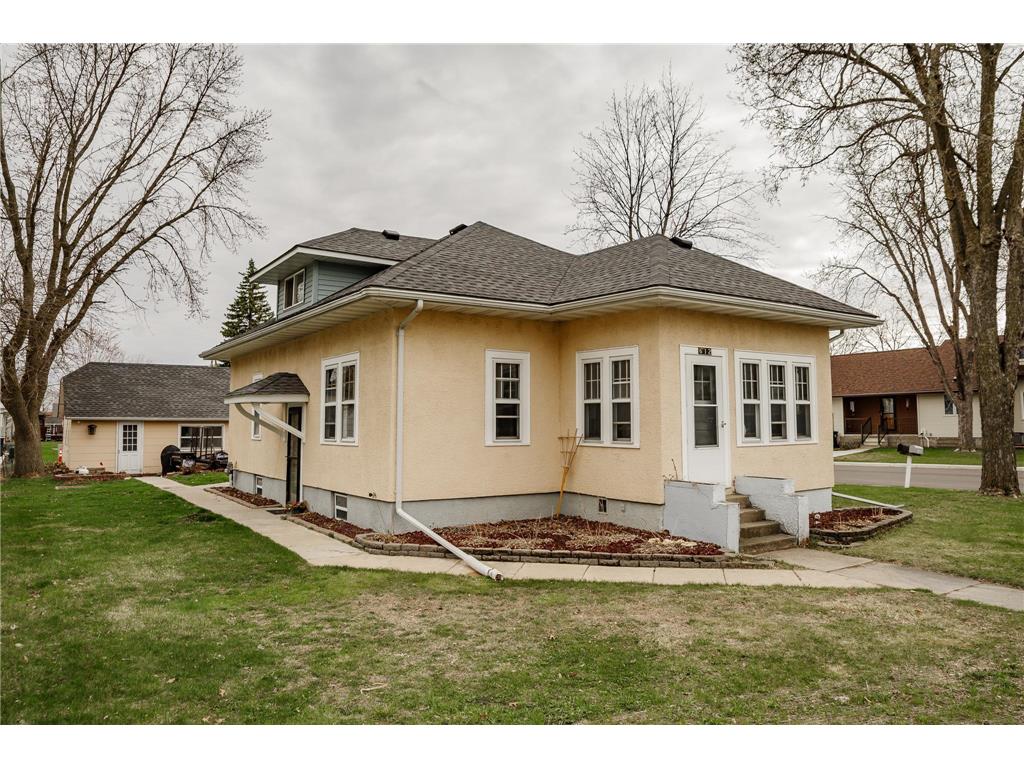 612 W Brooks Street Arlington MN 55307 7061399 image32