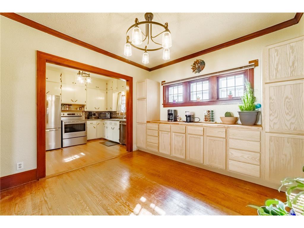 612 W Brooks Street Arlington MN 55307 7061399 image6