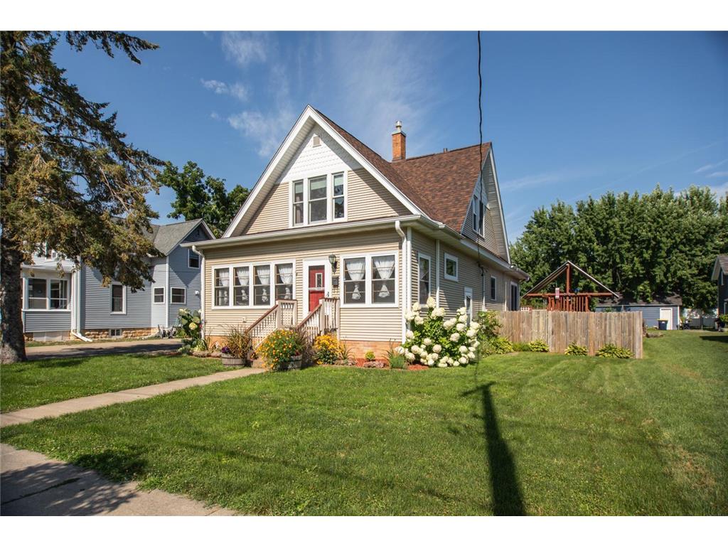 612 W Lyon Avenue Lake City MN 55041 6588237 image1