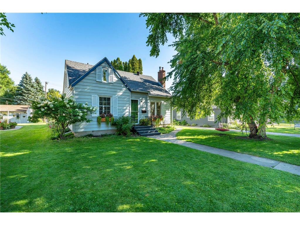 612 W Vasa Avenue Fergus Falls Twp MN 56537 6778764 image1