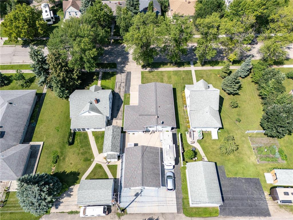 612 Walsh Street Crookston MN 56716 6761668 image39