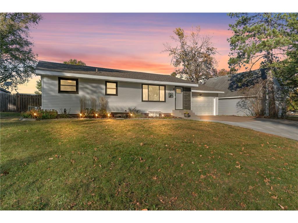 6120 Maple Street North Branch MN 55056 6615537 image1