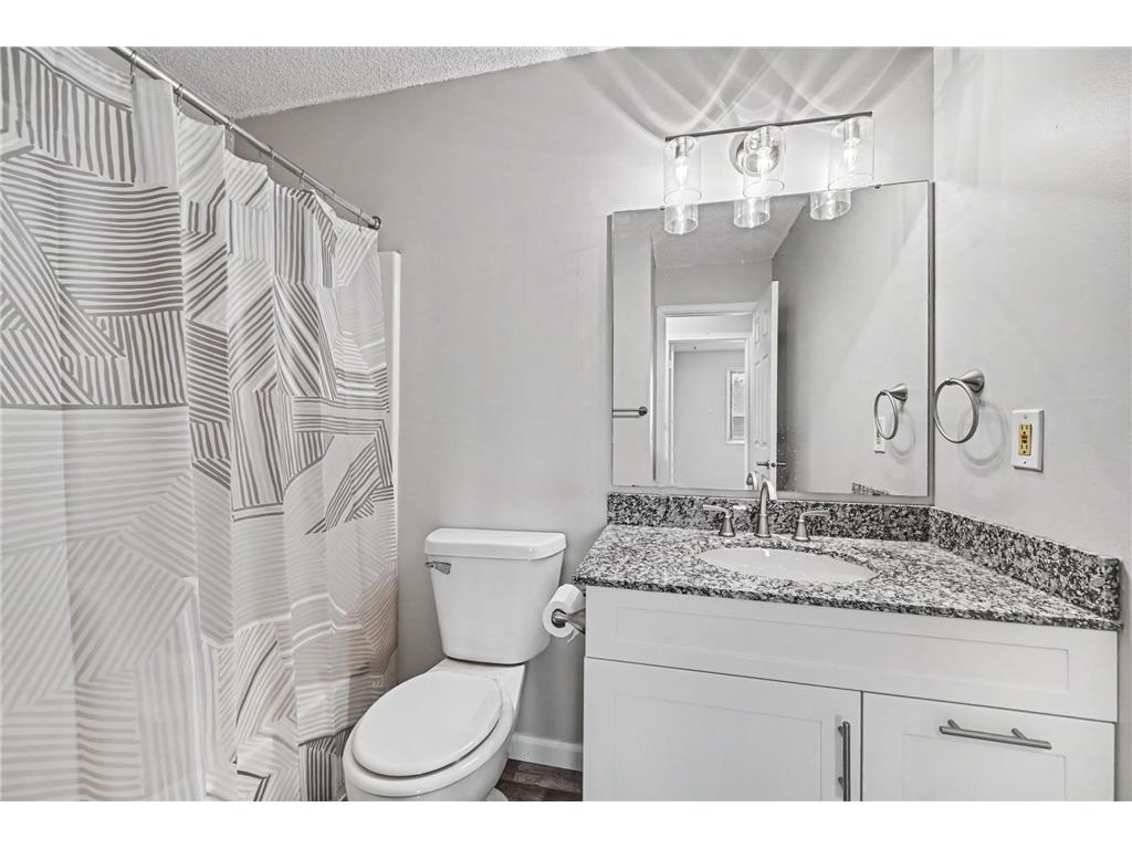 6123 78th Avenue N Brooklyn Park MN 55443 7097243 image17