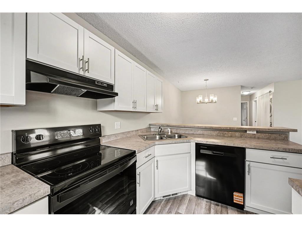 6123 78th Avenue N Brooklyn Park MN 55443 7097243 image9