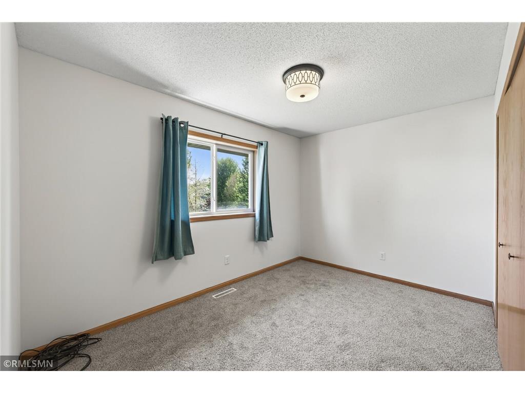 6124 258th Street Wyoming MN 55092 7075135 image18
