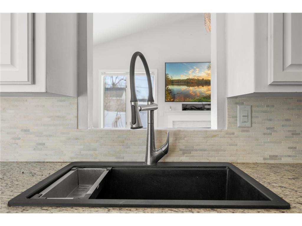 6124 Thomas Avenue S Minneapolis MN 55410 7039116 image24