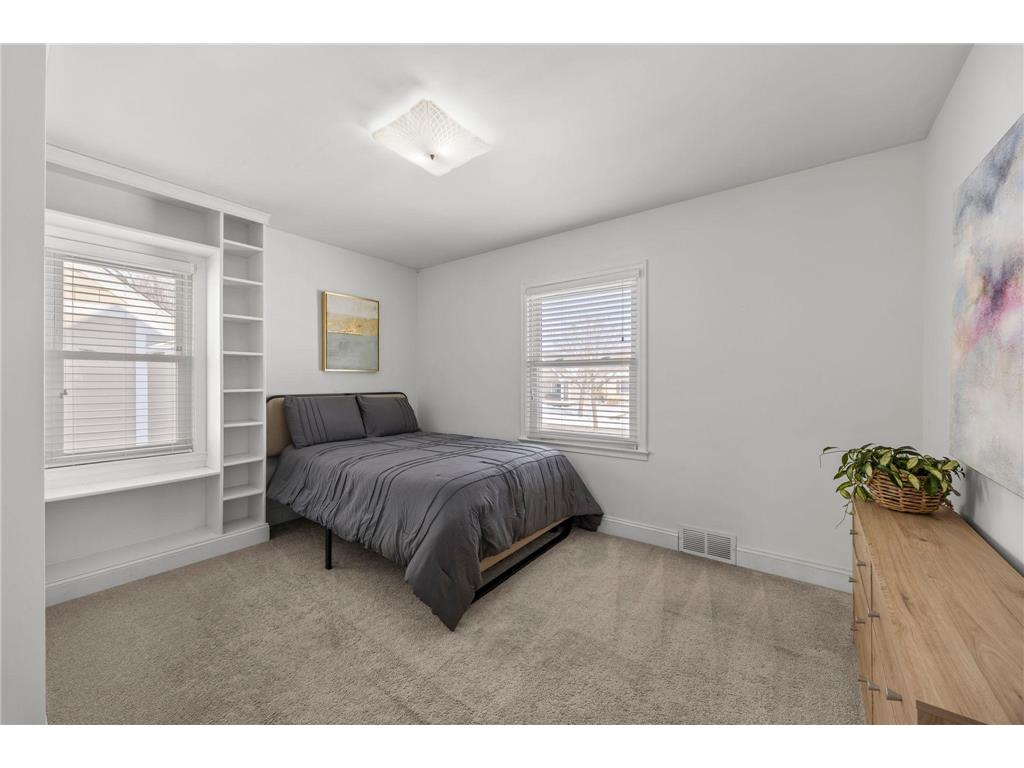 6124 Thomas Avenue S Minneapolis MN 55410 7039116 image28