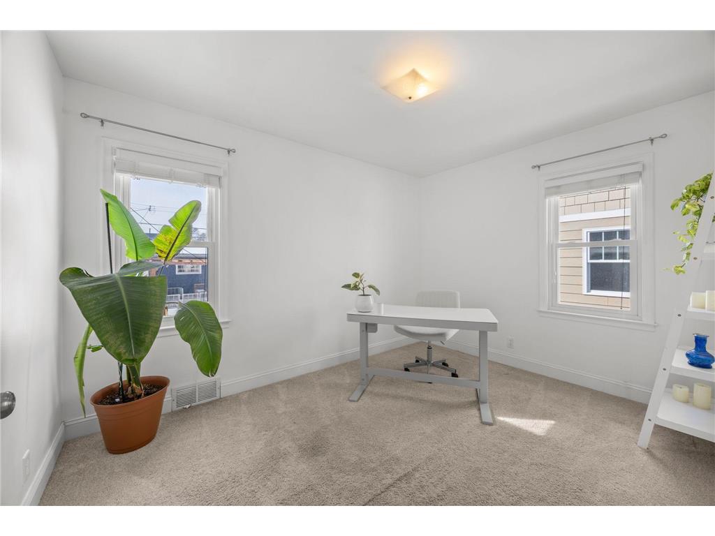 6124 Thomas Avenue S Minneapolis MN 55410 7039116 image29