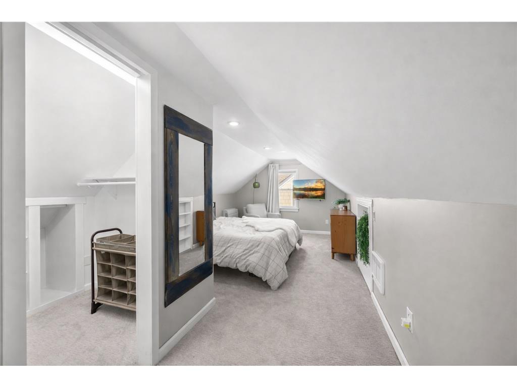 6124 Thomas Avenue S Minneapolis MN 55410 7039116 image34