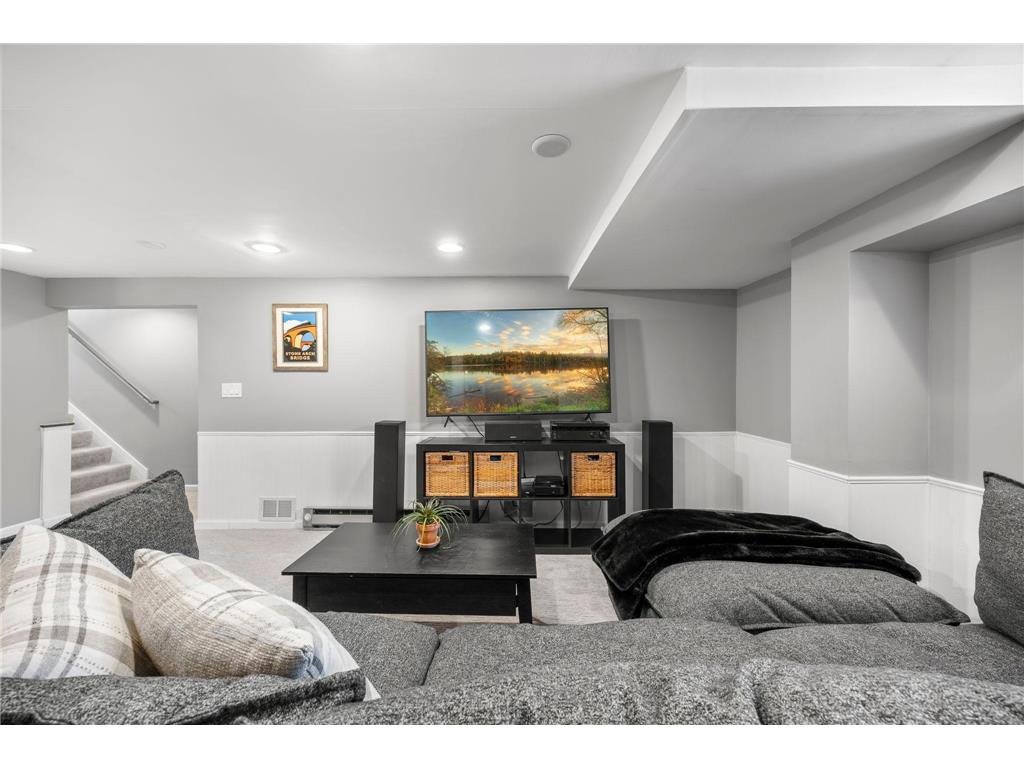 6124 Thomas Avenue S Minneapolis MN 55410 7039116 image40