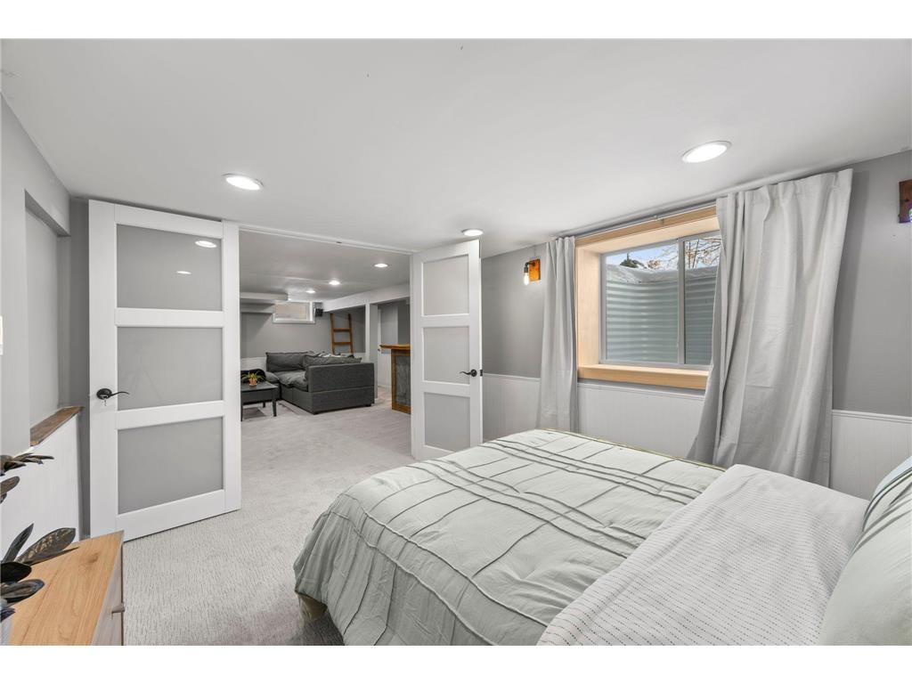 6124 Thomas Avenue S Minneapolis MN 55410 7039116 image44