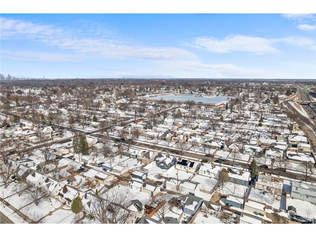 6124 Thomas Avenue S Minneapolis MN 55410 7039116 image49