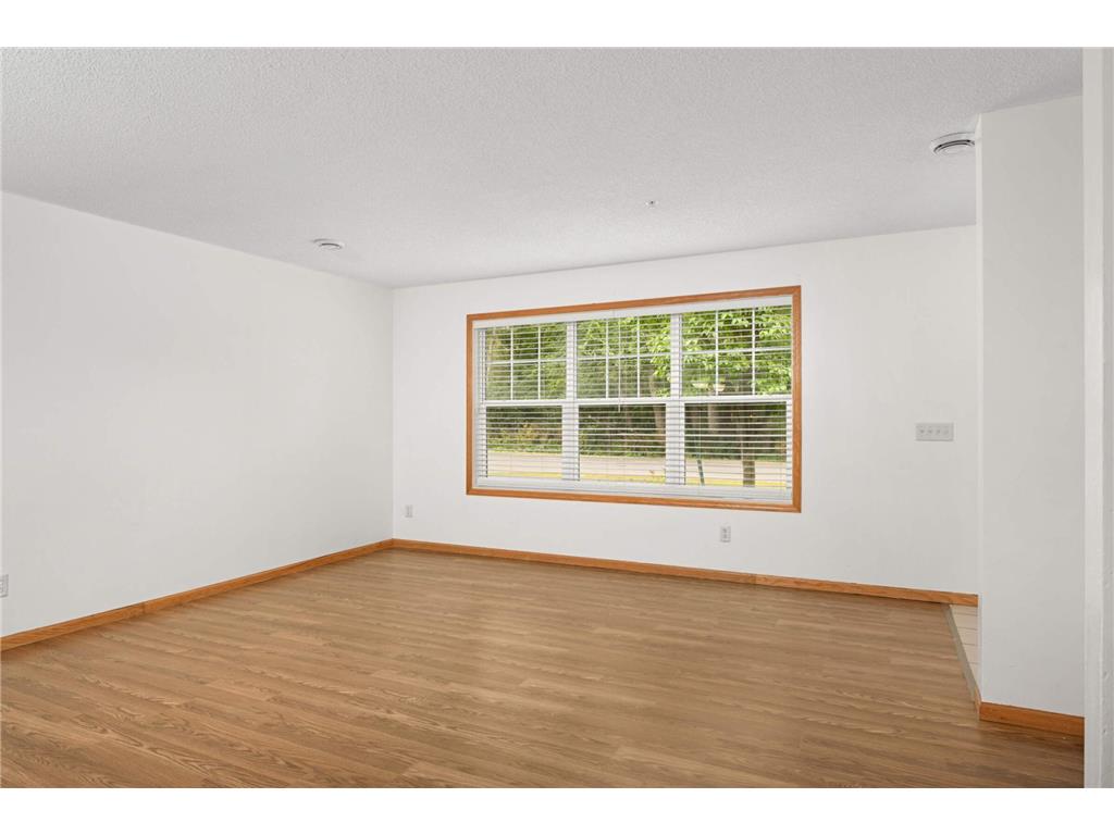 6127 32nd Avenue N Crystal MN 55422 7072267 image6