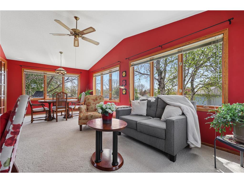 613 24th Street SE Willmar MN 56201 7045683 image11