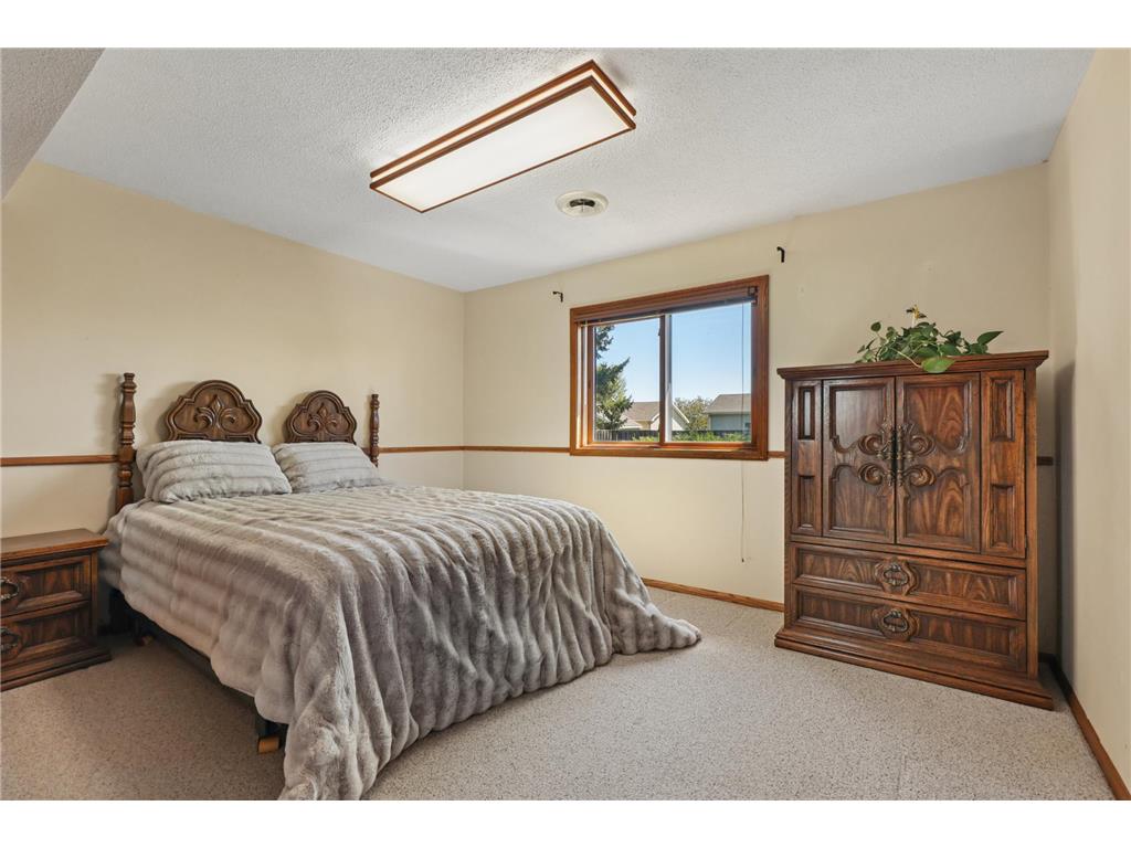 613 24th Street SE Willmar MN 56201 7045683 image21
