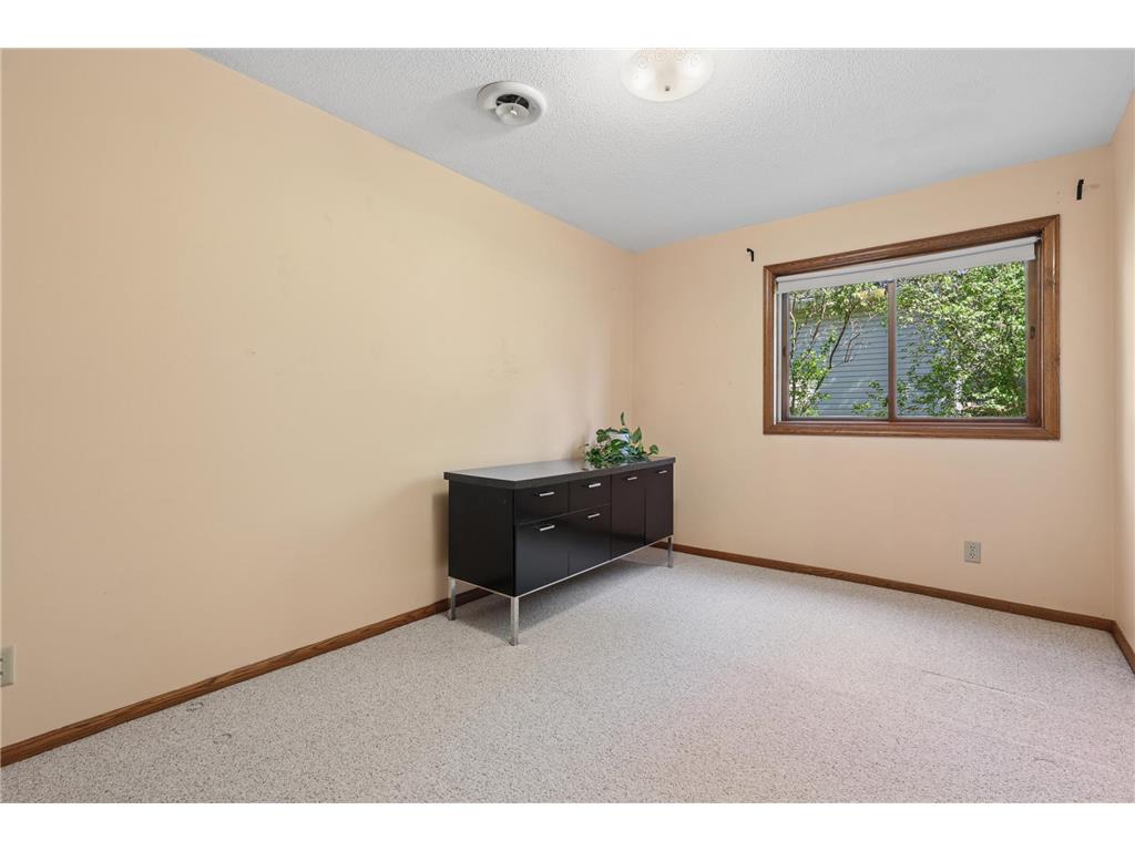 613 24th Street SE Willmar MN 56201 7045683 image23