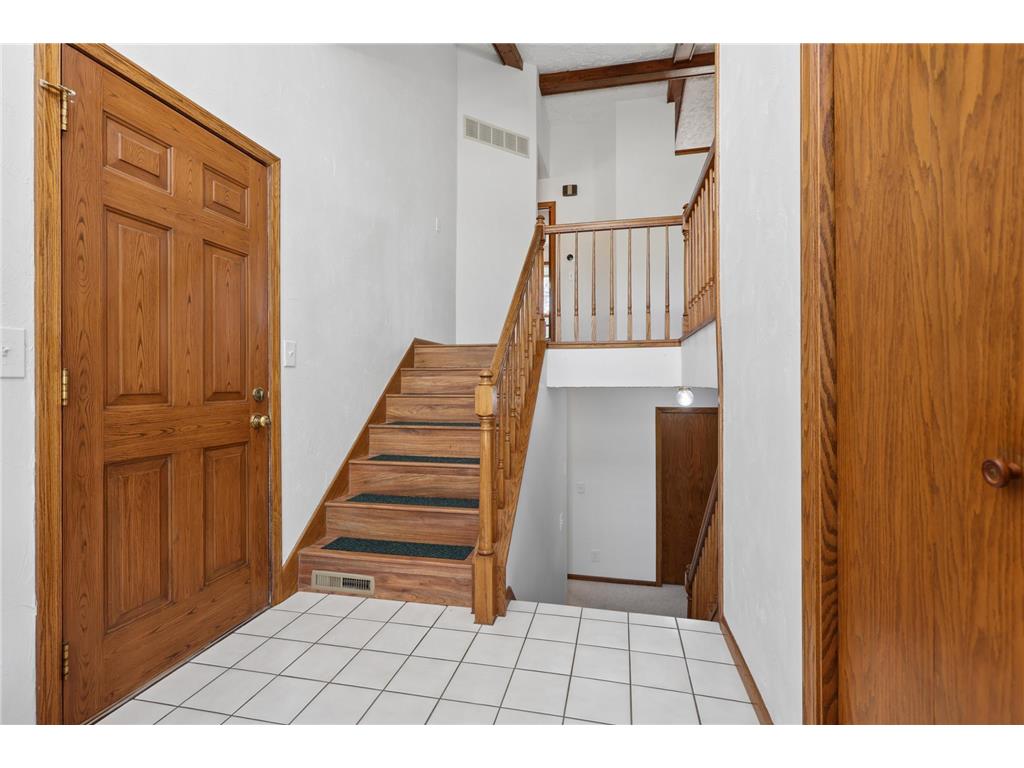 613 24th Street SE Willmar MN 56201 7045683 image5