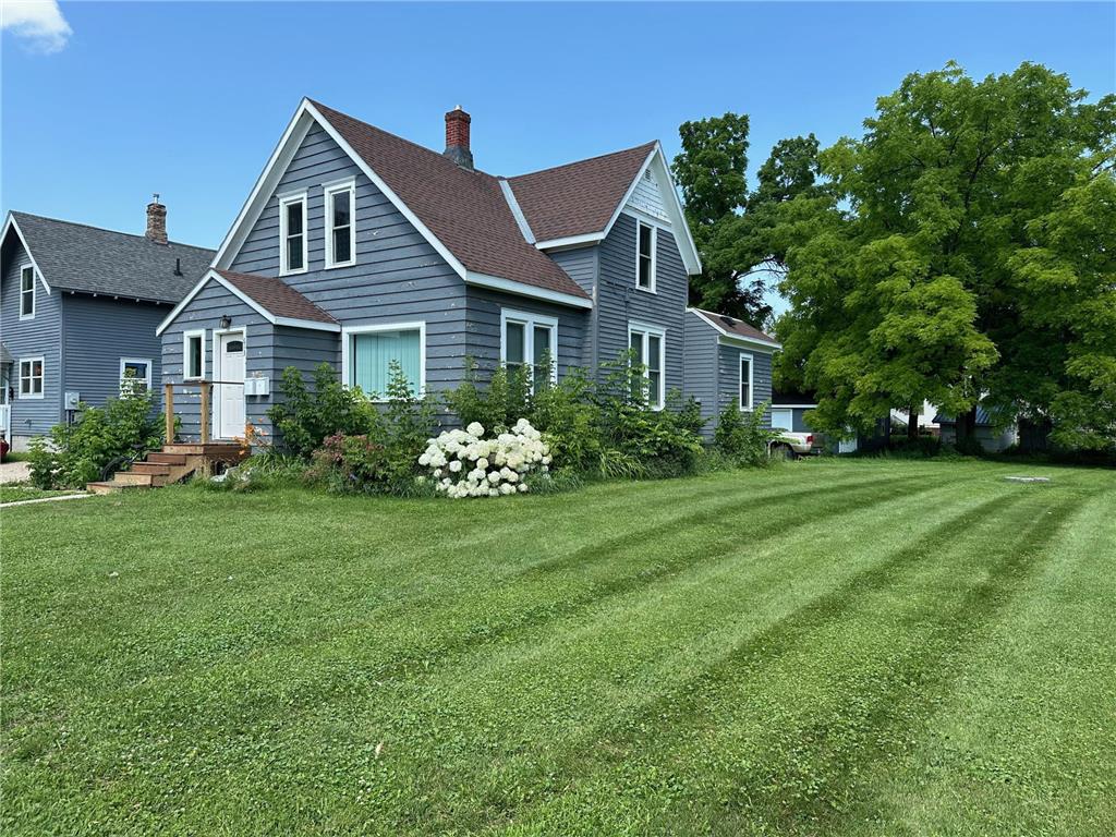 613 3rd Street SW Willmar MN 56201 6568823 image1