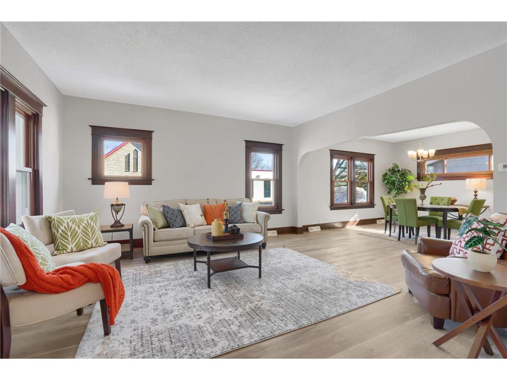 613 6th Street Farmington MN 55024 6387188 image1