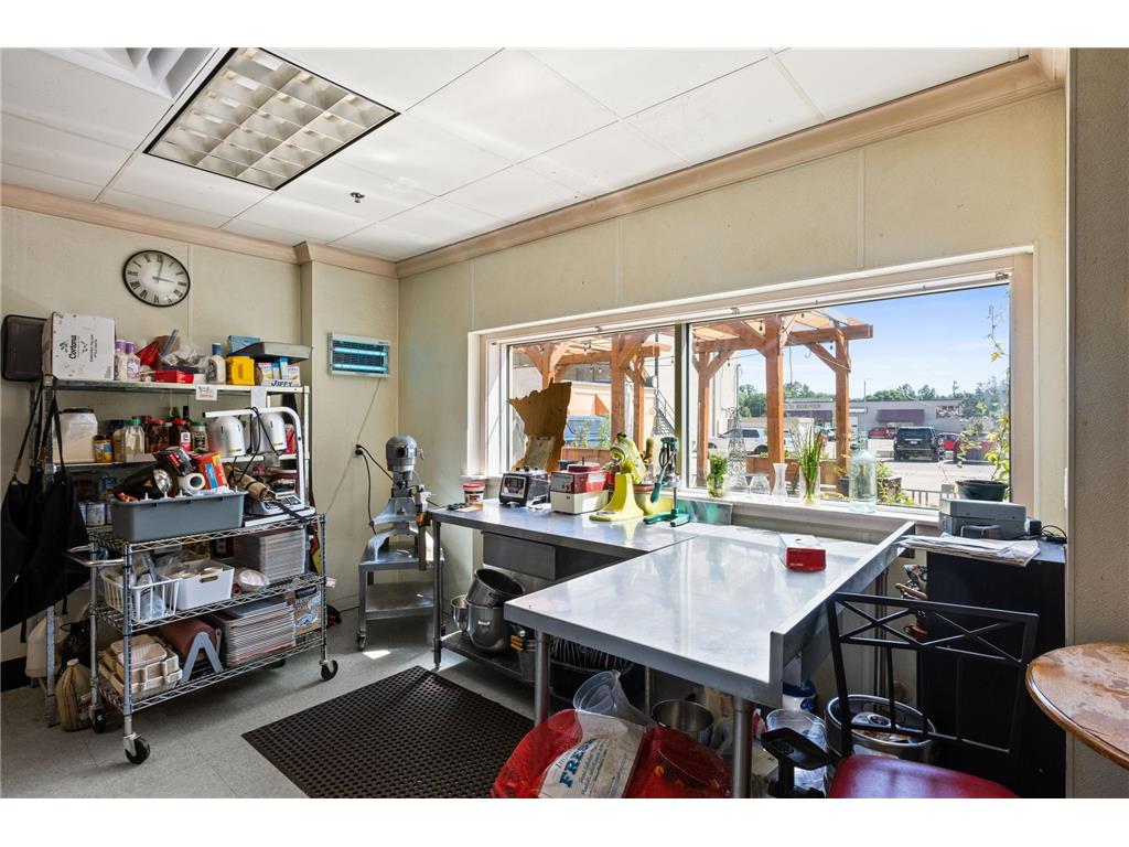 613 Broadway Street Alexandria MN 56308 6751276 image38