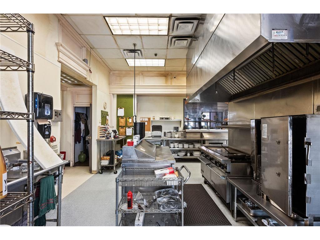 613 Broadway Street Alexandria MN 56308 6751276 image45