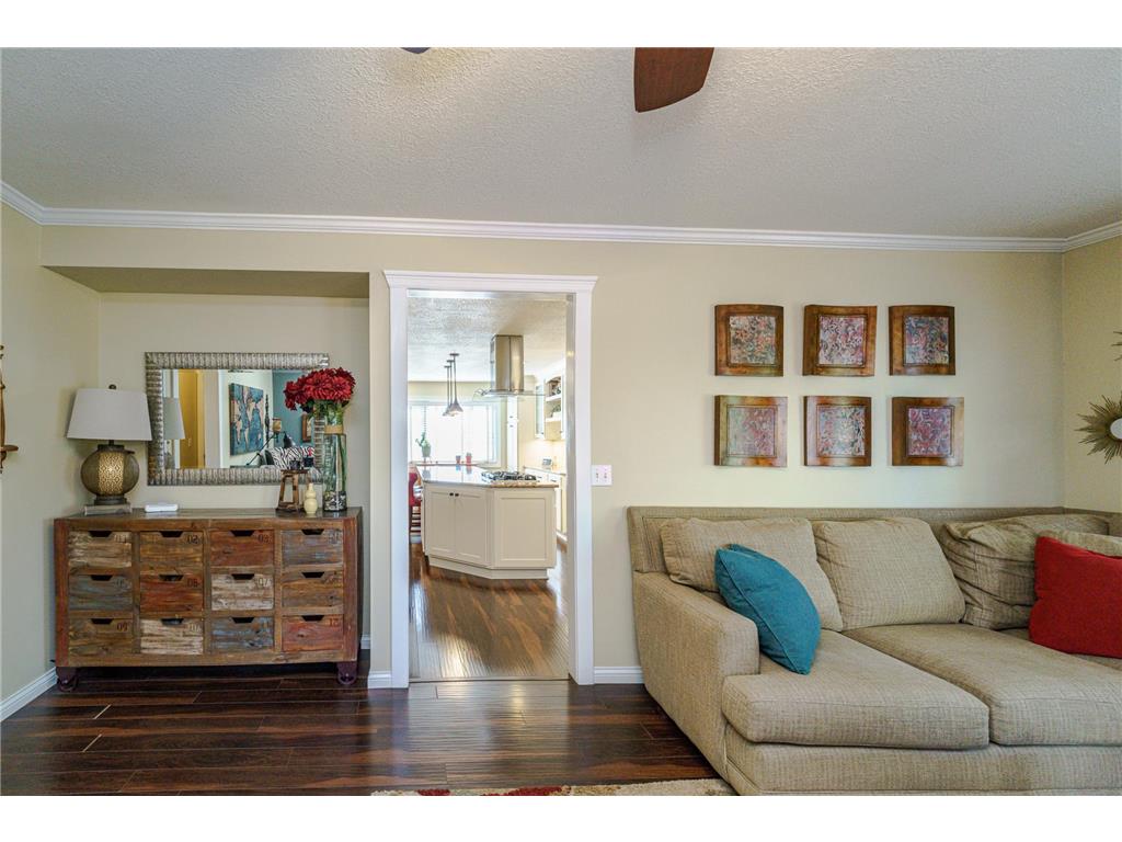 613 Chicago Drive Burnsville MN 55306 7064189 image15