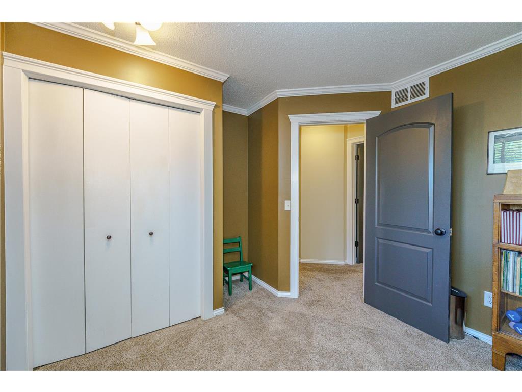 613 Chicago Drive Burnsville MN 55306 7064189 image33