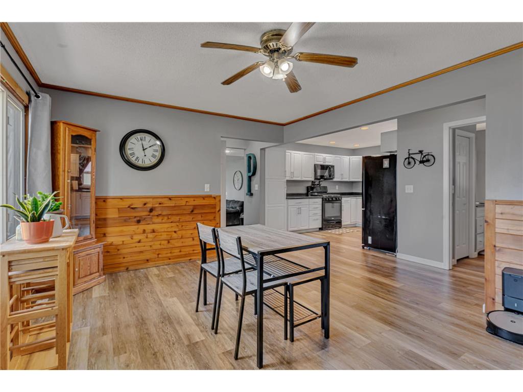 613 E Elm Avenue Olivia MN 56277 7104721 image10