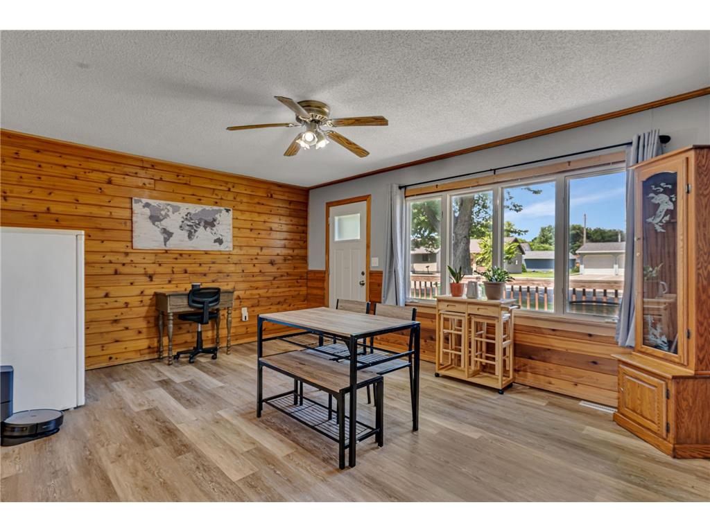613 E Elm Avenue Olivia MN 56277 7104721 image15