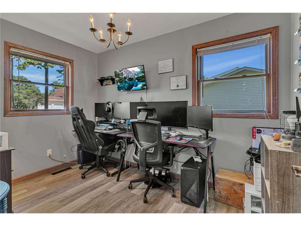 613 E Elm Avenue Olivia MN 56277 7104721 image16