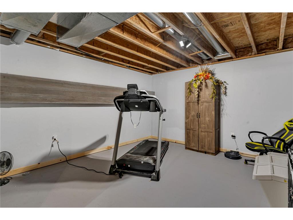 613 E Elm Avenue Olivia MN 56277 7104721 image28