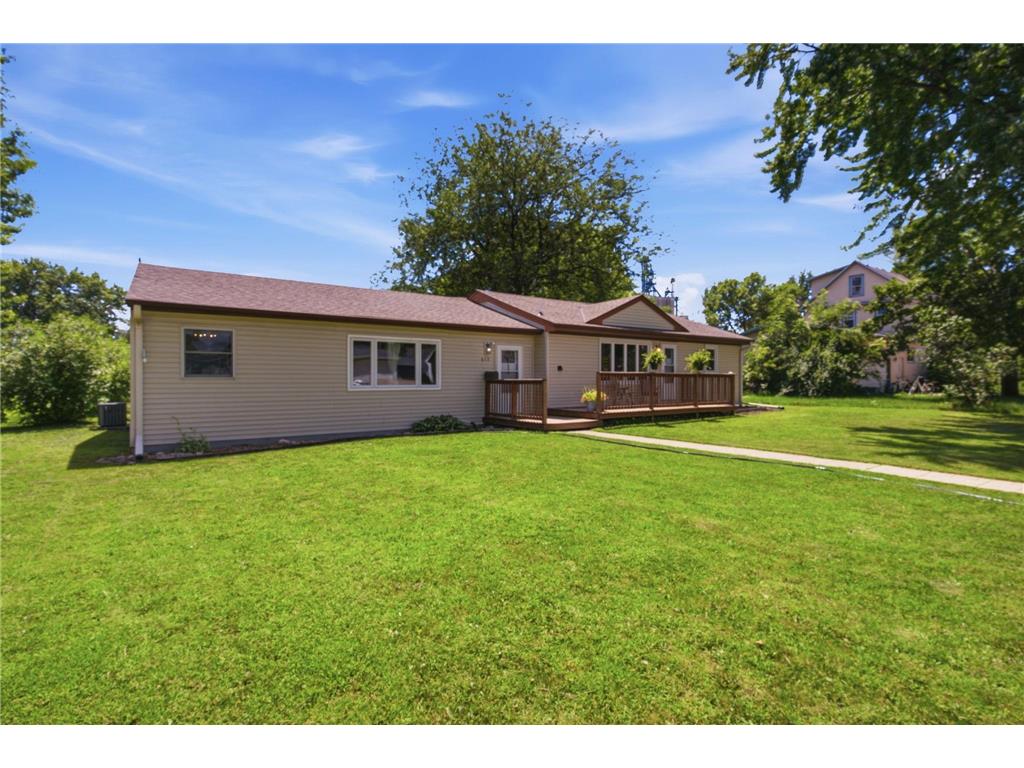 613 E Elm Avenue Olivia MN 56277 7104721 image34