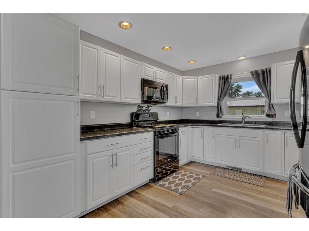 613 E Elm Avenue Olivia MN 56277 7104721 image6