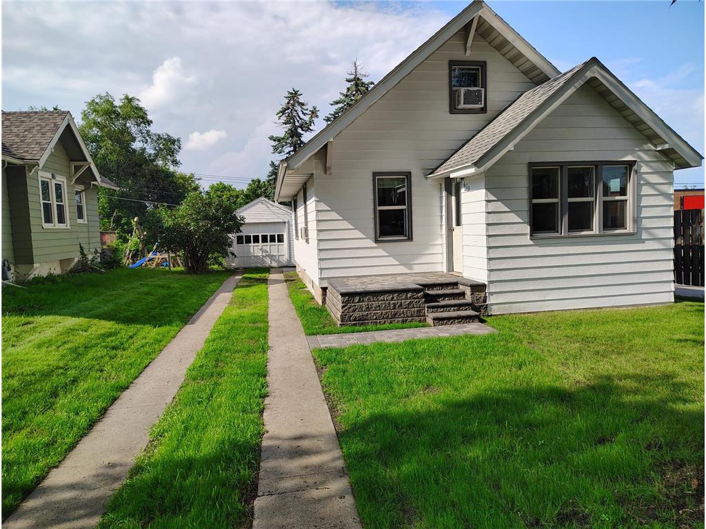 613 E Vernon Avenue Fergus Falls MN 56537 6761213 image1