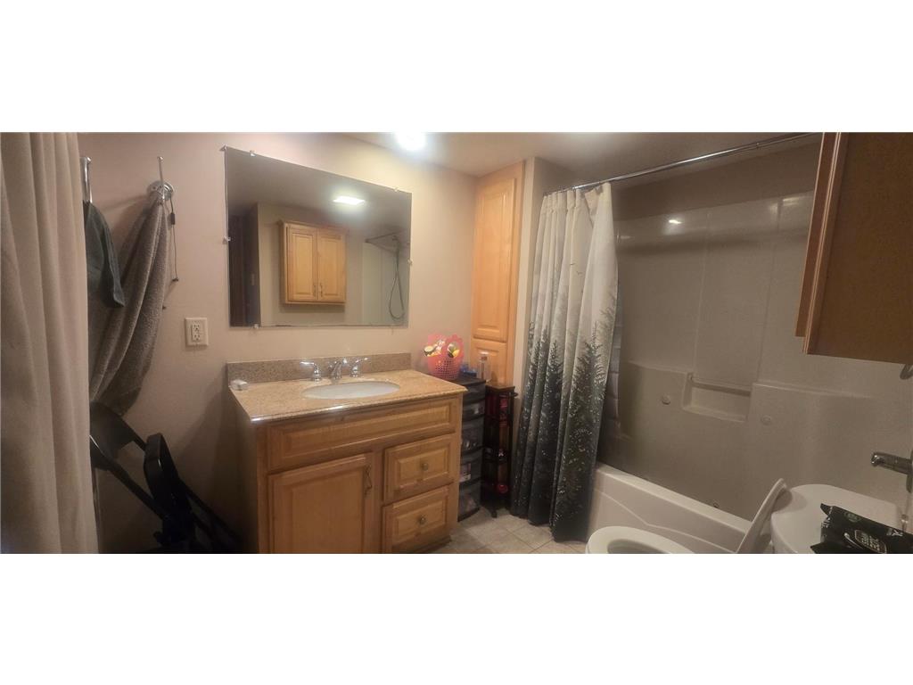 613 E Walnut Avenue Olivia MN 56277 7074915 image11