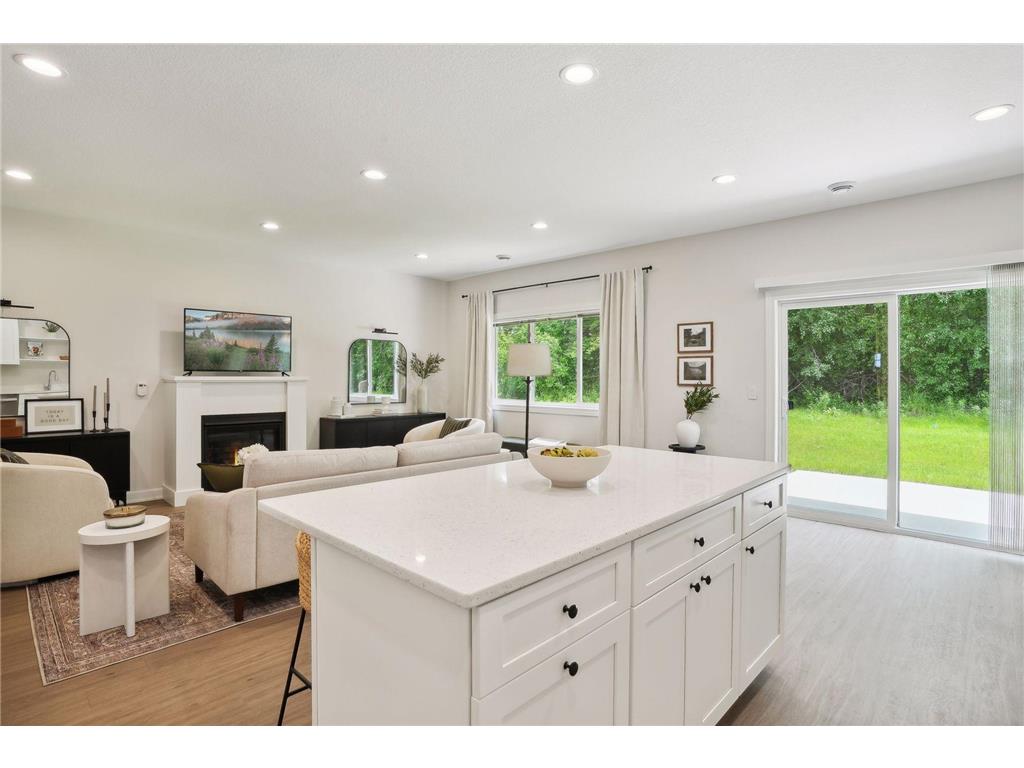 613 Field Point Street Roberts WI 54023 6816136 image17