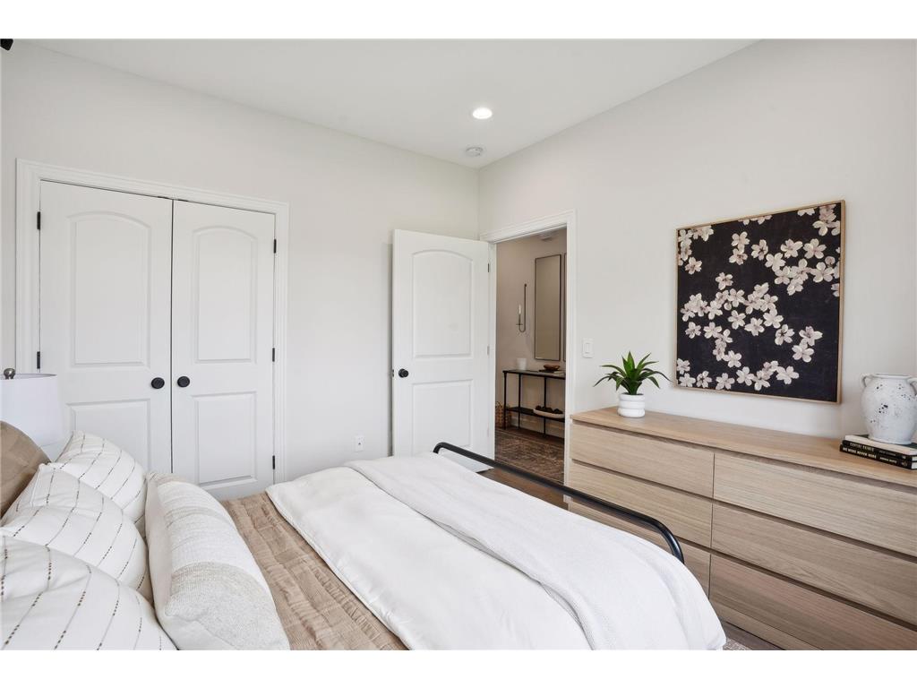 613 Field Point Street Roberts WI 54023 6816136 image7