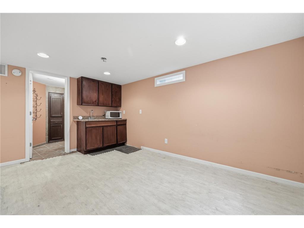 613 Monroe Street S Shakopee MN 55379 7056920 image27
