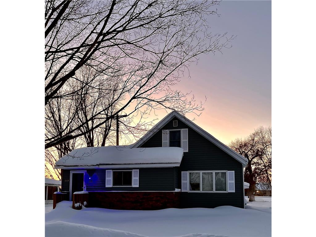 613 S 4th Street, Luck, WI, 54853 MLS 6328009 Edina Realty