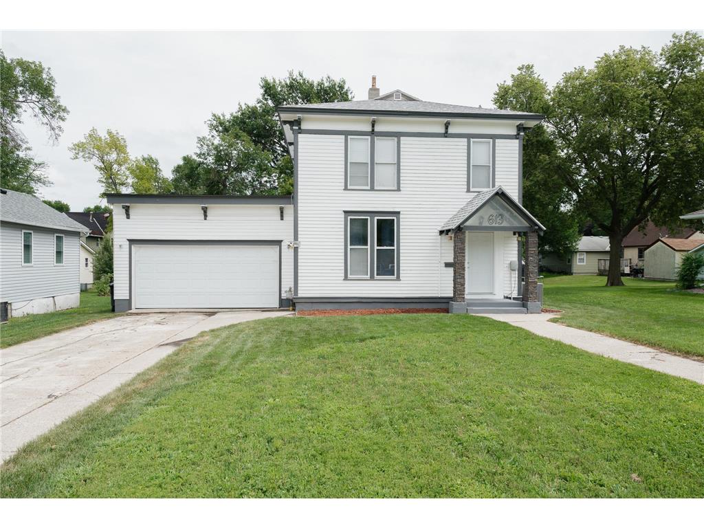 613 S Galbraith Street Blue Earth MN 56013 6768227 image1