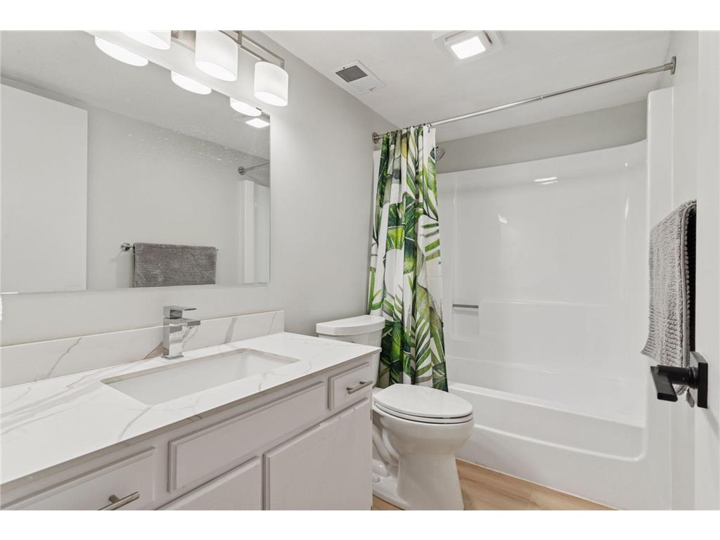 613 S Owasso Boulevard W Roseville MN 55113 - Owasso 6812291 image22