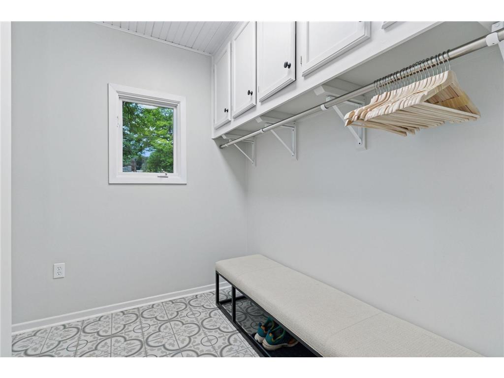 613 S Owasso Boulevard W Roseville MN 55113 - Owasso 6812291 image24