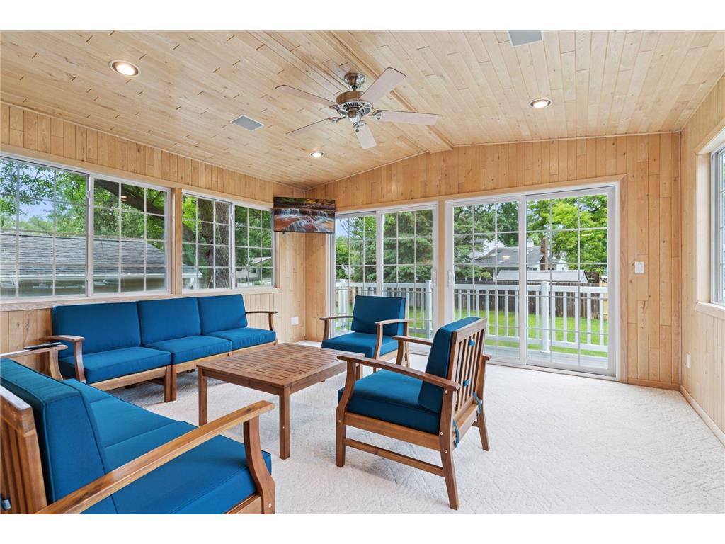 613 S Owasso Boulevard W Roseville MN 55113 - Owasso 6812291 image25